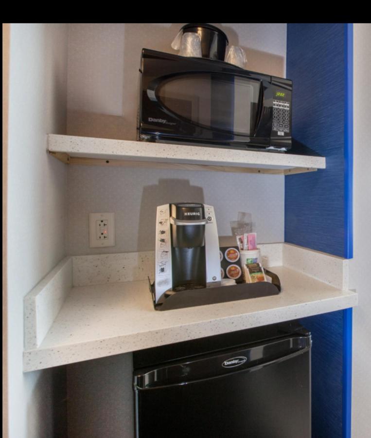 Holiday Inn Express & Suites - Kokomo South By Ihg Extérieur photo